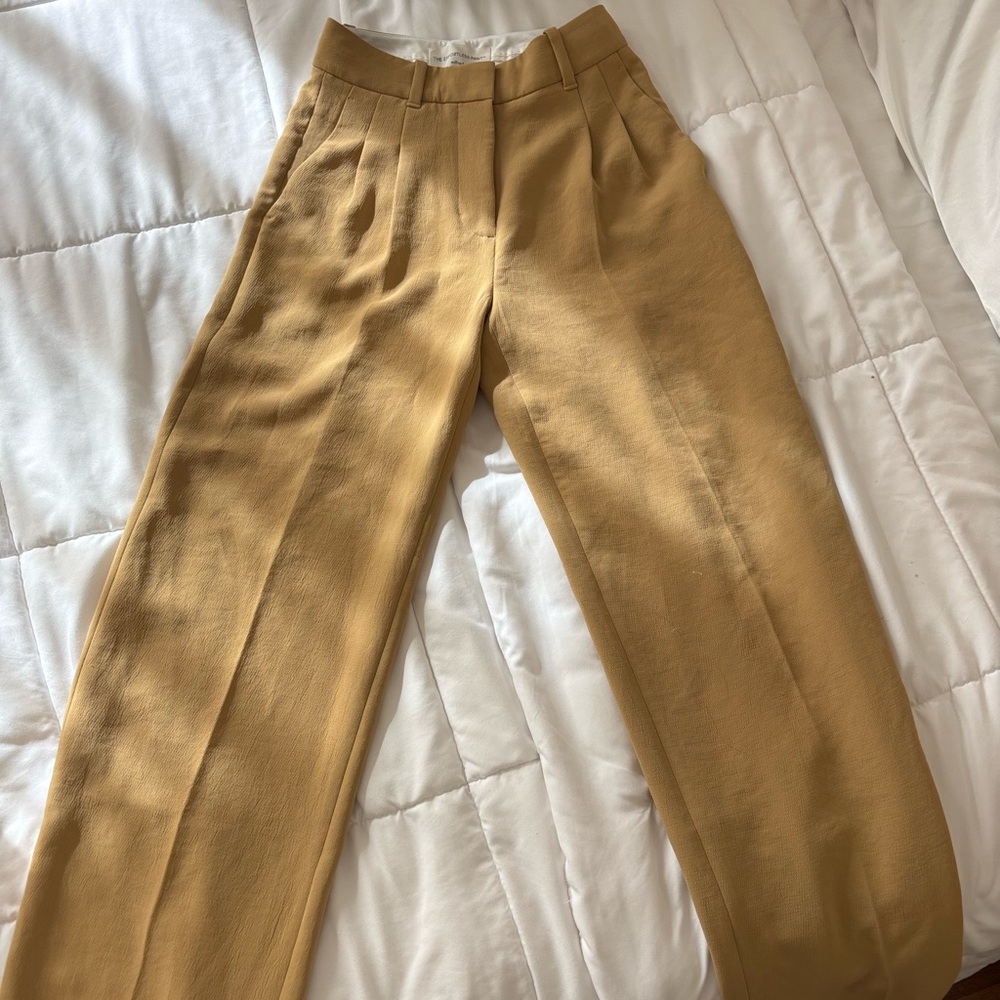Effortless Aritzia pants